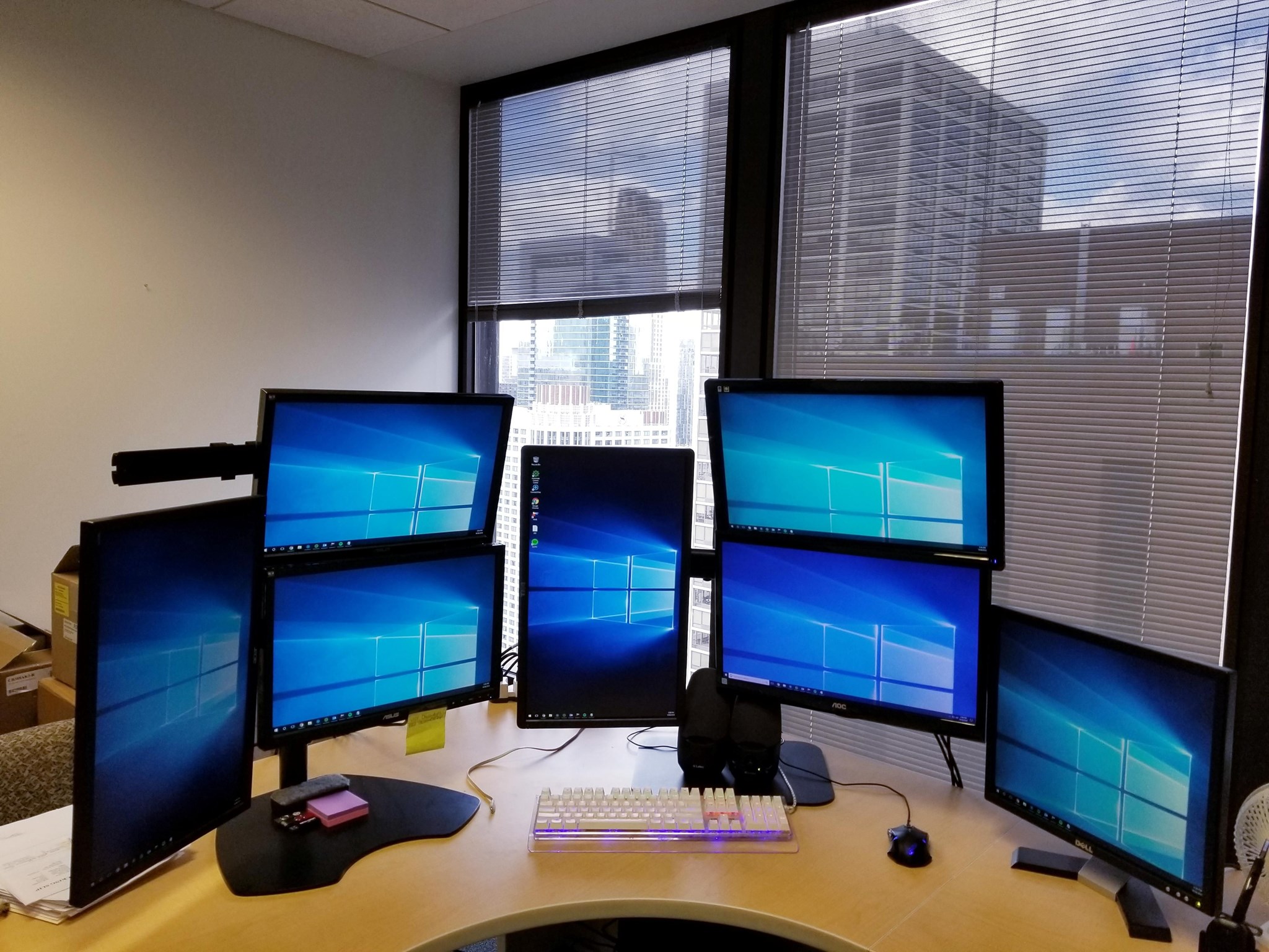 Picture for category Fixed WorkStations 